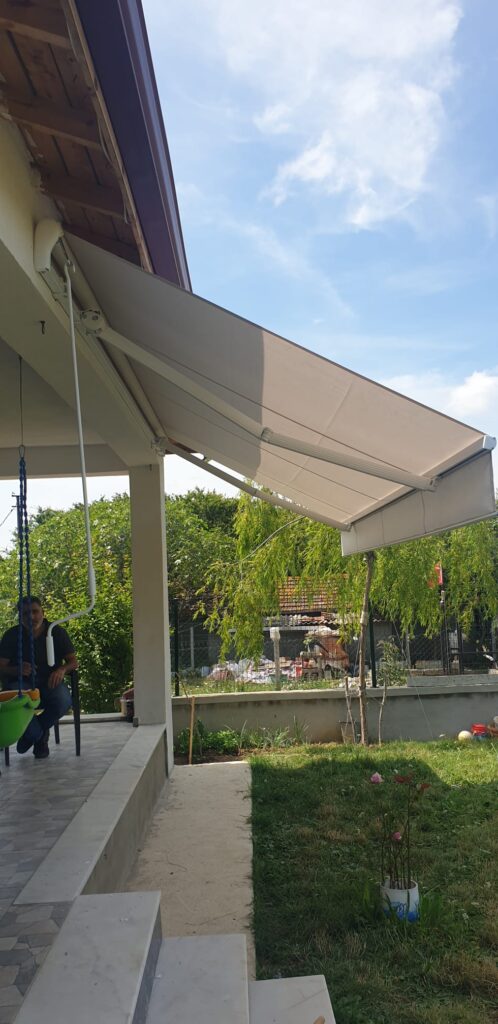mafsallı tente kafe önü gölgelendirme